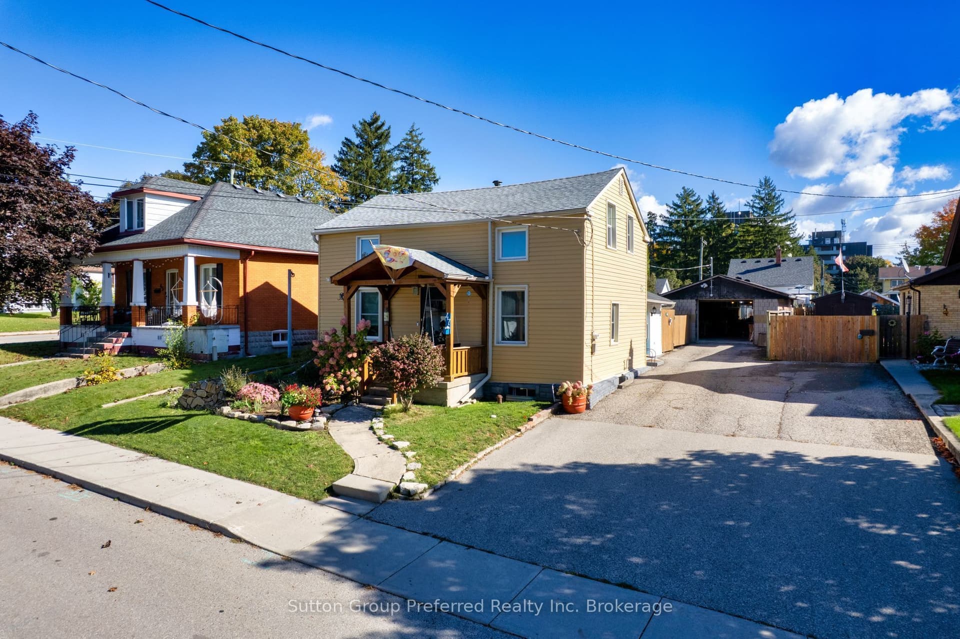 47 Centre Street, Woodstock, ON N4S 3X8, Woodstock